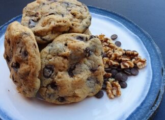 Best Kept Secret of the South, the Too Much Chocolate Chip Cookie by the Fet Boys