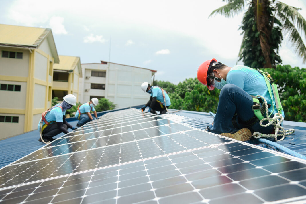 SMFI 1-2: Through the Sinag Schools program, SMFI and Maxeon installed 21 solar panels— estimated to produce 6510 watt-p—on an SM school building in Batangas.